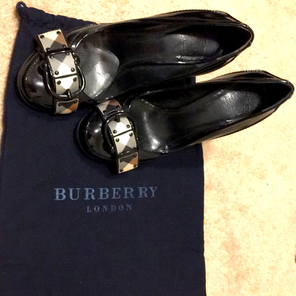 Burberry heels